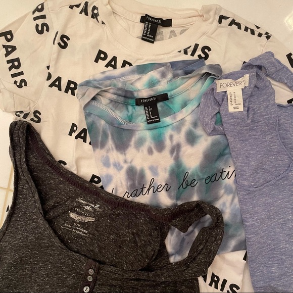 Tank top and tee bundle “mystery” bundle - Picture 2 of 6